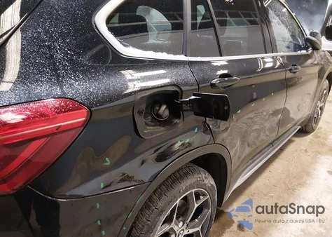 2018 BMW X1 xDrive28I z USA, uszkodzony, nr VIN WBXHT3C32J5L24995